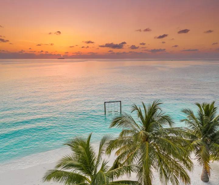 Meeru Island Resort & Spa превью 7