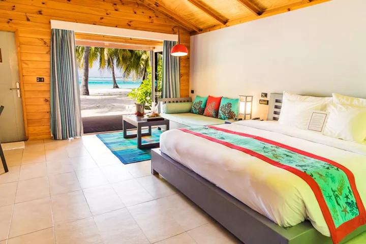 Meeru Island Resort & Spa превью 15