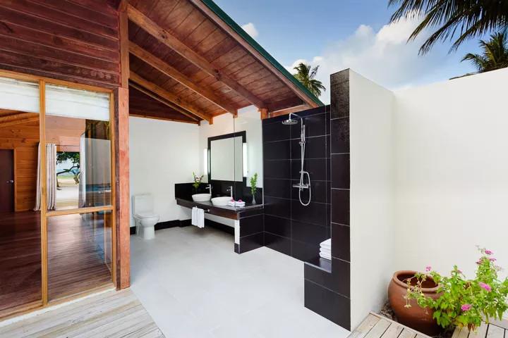 Meeru Island Resort & Spa превью 20
