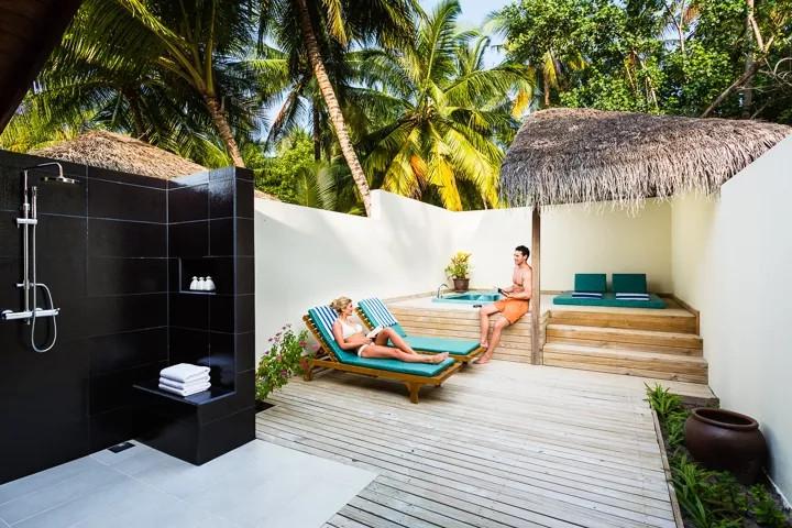 Meeru Island Resort & Spa превью 23
