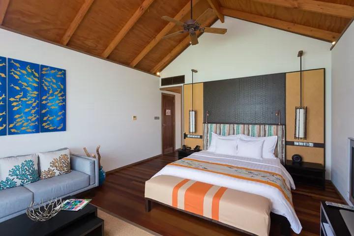 Meeru Island Resort & Spa превью 26