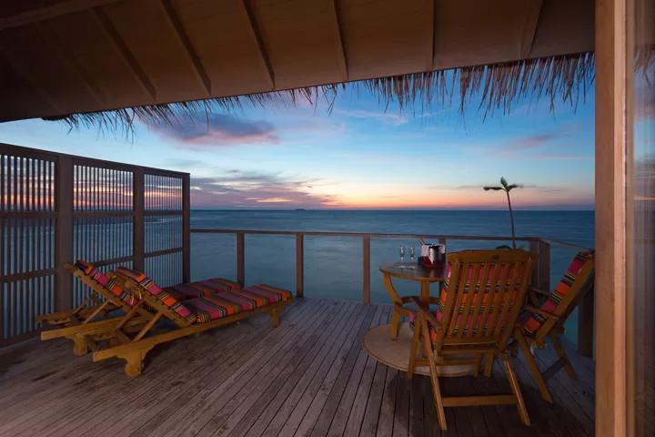 Meeru Island Resort & Spa превью 27
