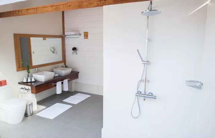 Meeru Island Resort & Spa превью 31