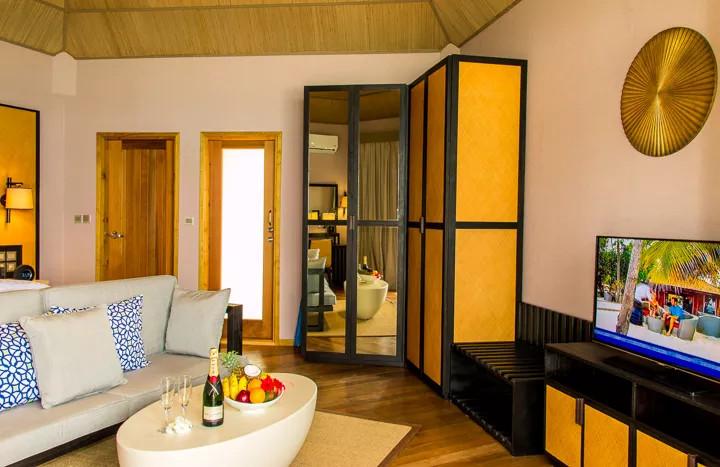 Meeru Island Resort & Spa превью 34