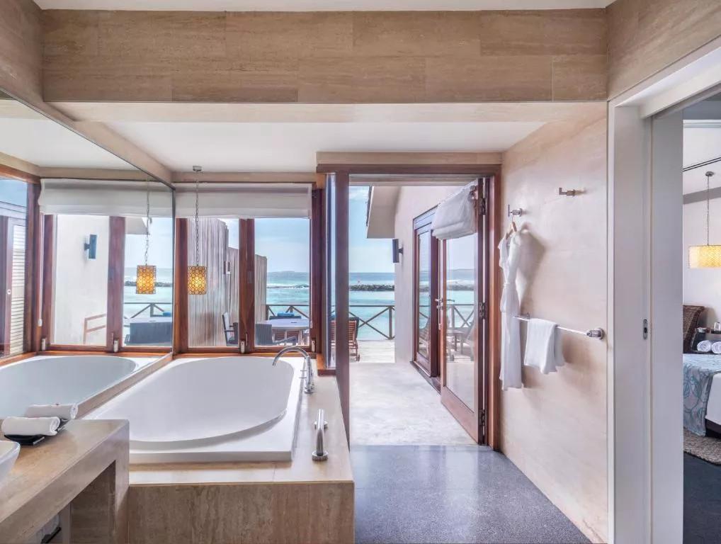 Taj Coral Reef Resort & Spa превью 15