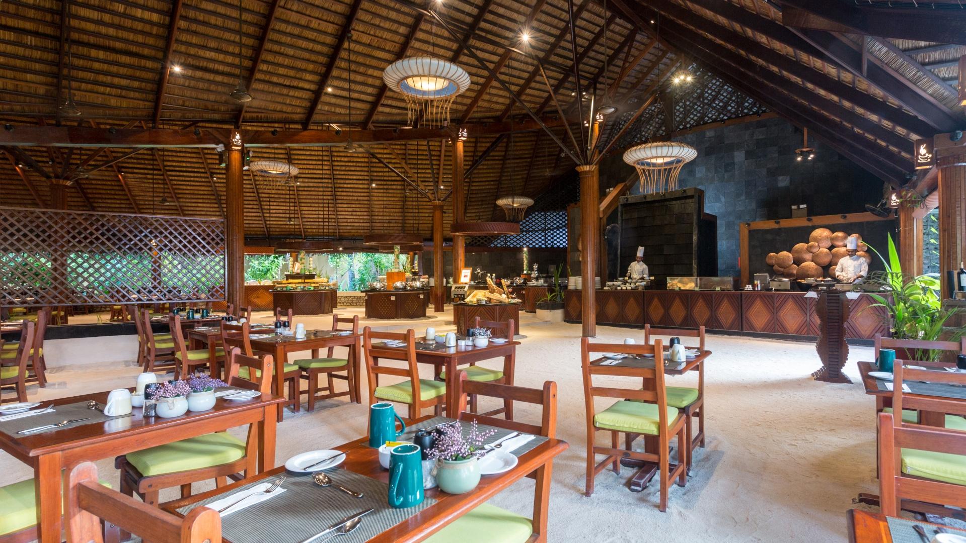 Kuredu Island Resort & Spa превью 10
